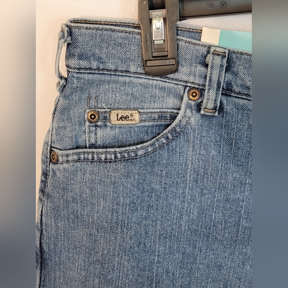 NWT Lee Relaxed Straight Leg Blue Denim Jeans Size 12M - Picture 3 of 12